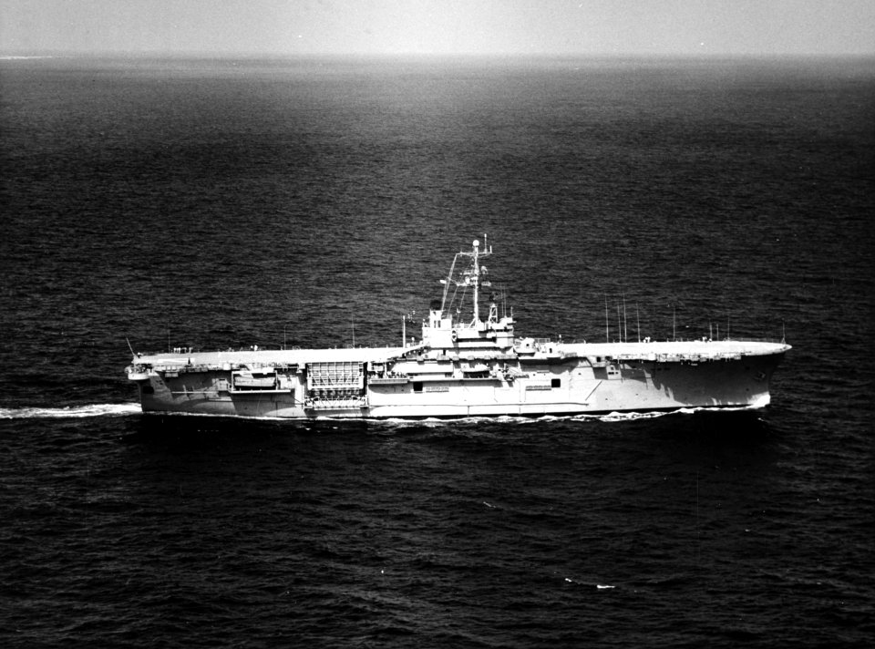 USS Inchon (LPH-12) underway in the Gulf of Mexico on 11 May 1970