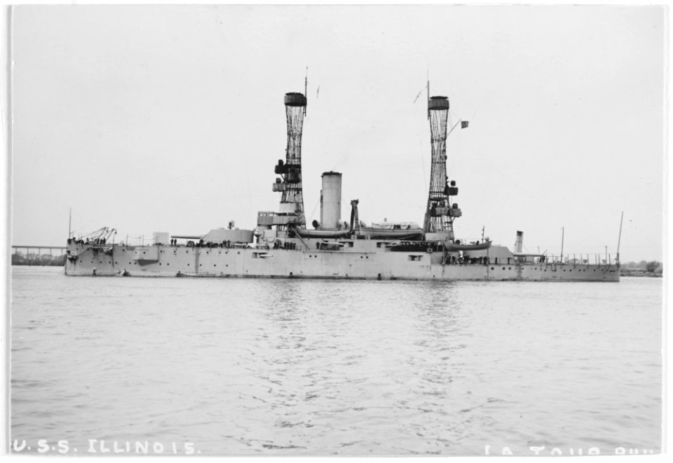 USS Illinois - NH 47030