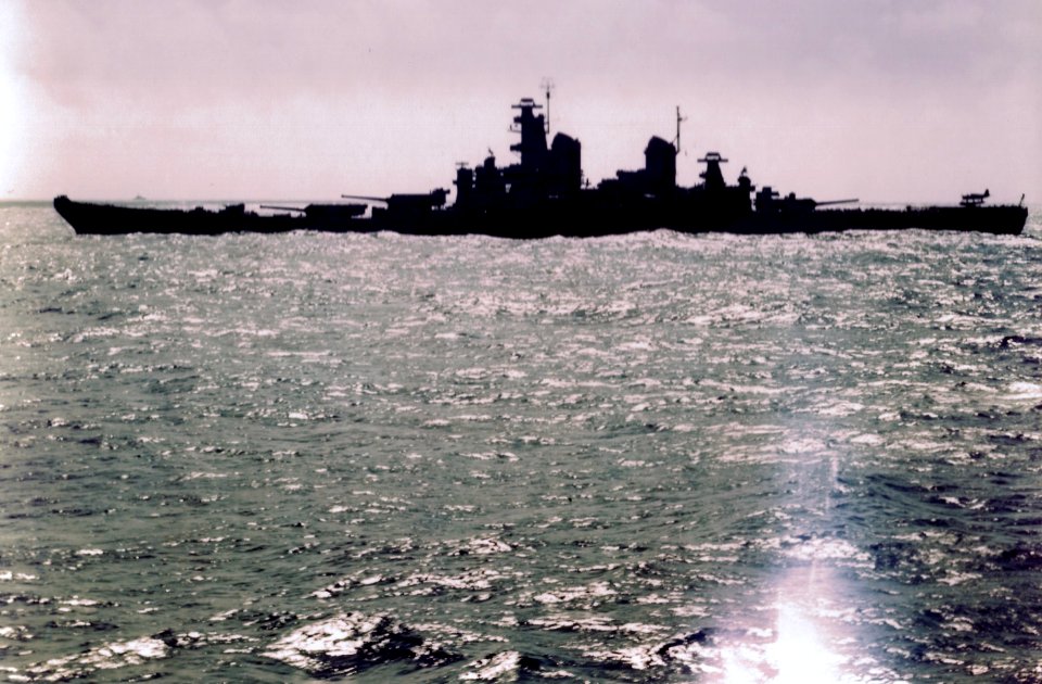 USS Iowa (BB-61) - 80-G-K-15631