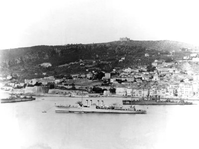 USS Israel (DD-98), USS Schley (DD-103) and USS Stribling (DD-96) at Villefranche, France, in 1919