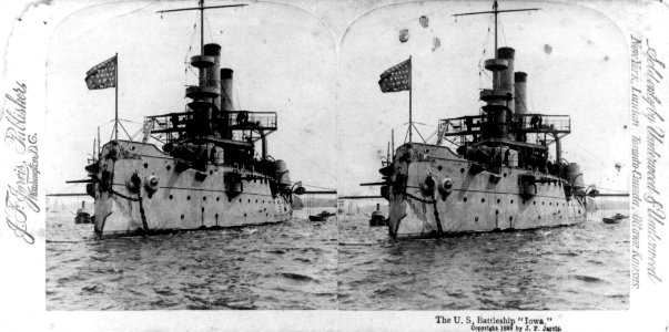 USS Iowa stereogram - NH 93702-A