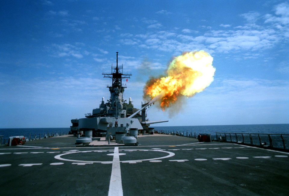 Uss Iowa Firing Main Gun - Free Photos On Creazilla.com