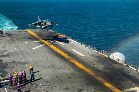 USS Iwo Jima 141026-N-KD168-071