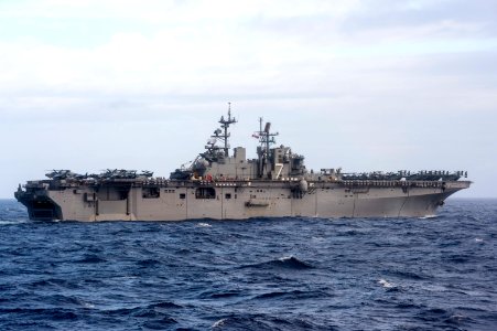 USS Iwo Jima operations 141221-N-XG464-292