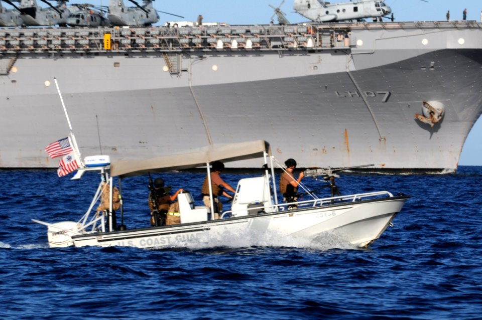 USS Iwo Jima Arrives at U.S. Naval Station Guantanamo DVIDS306867