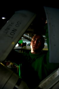 USS John C. Stennis 130103-N-OY799-142