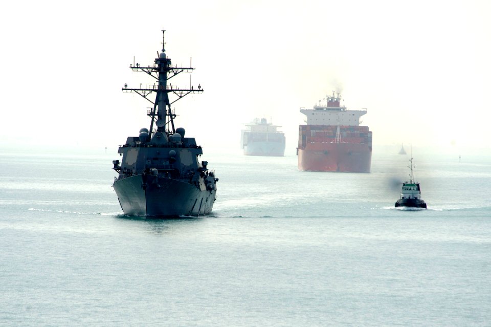 USS Jason Dunham transits north in the Suez Canal. (8572787864)