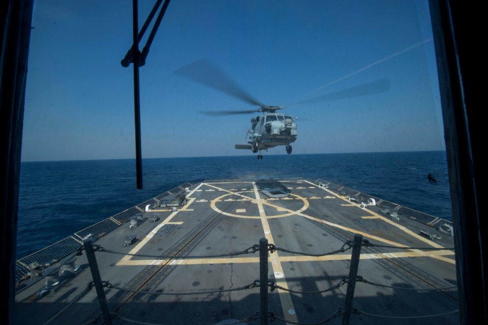 USS Jason Dunham action 150316-N-ZE250-115