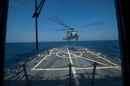 USS Jason Dunham action 150316-N-ZE250-115