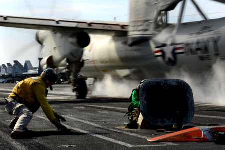 USS John C. Stennis 130228-N-OY799-092