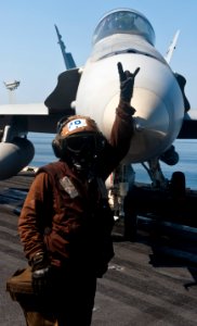 USS John C. Stennis 121025-N-OY799-379