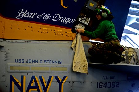 USS John C. Stennis 130221-N-TC437-132