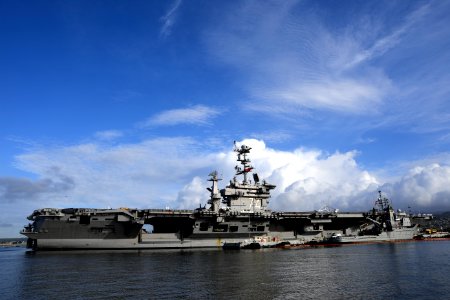 USS John C. Stennis Arrives at Pearl Harbor 161202-N-GI544-055