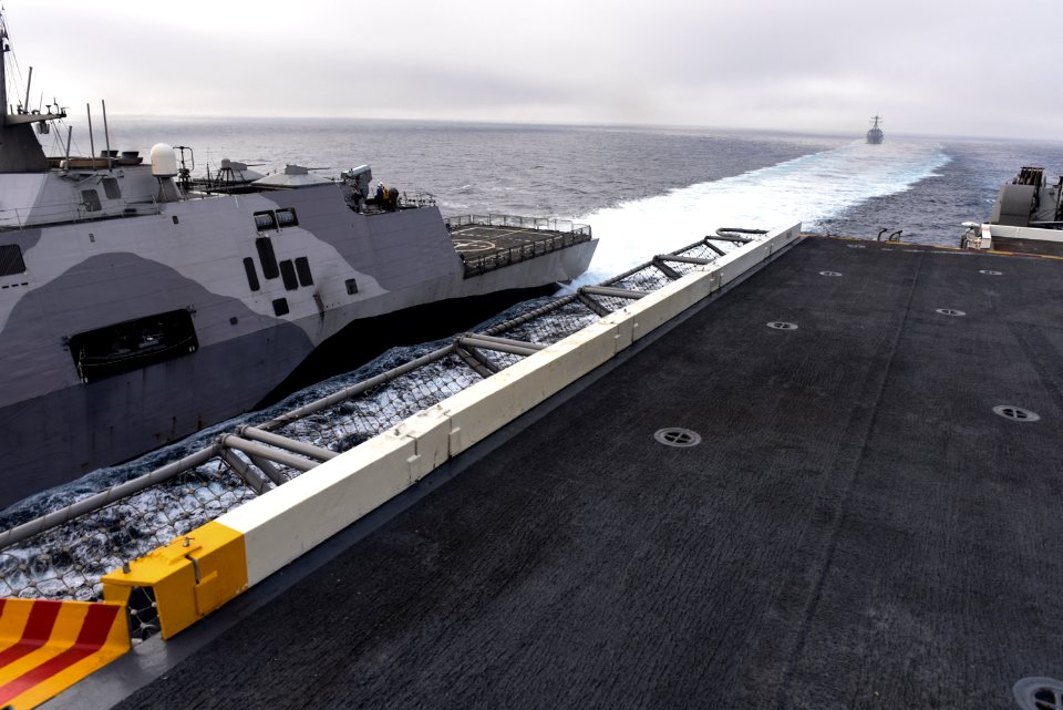 USS John C. Stennis operations 150428-N-GZ947-005