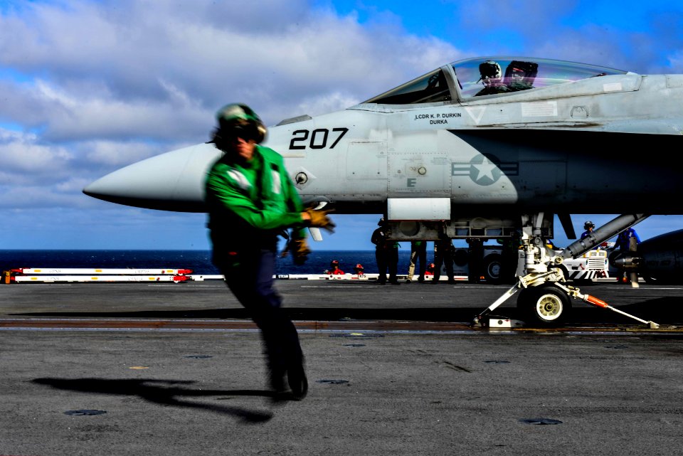 USS John C. Stennis flight deck operations 141209-N-TC437-260