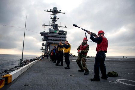 USS John C. Stennis operations 160121-N-BR087-016