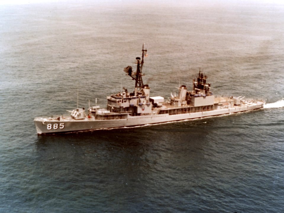 USS John R. Craig (DD-885) underway in the Pacific Ocean on 30 March 1978 (K-120343)