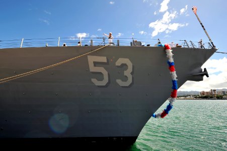 USS John Paul Jones arrives at new home port, Pearl Harbor 140815-N-IU636-154