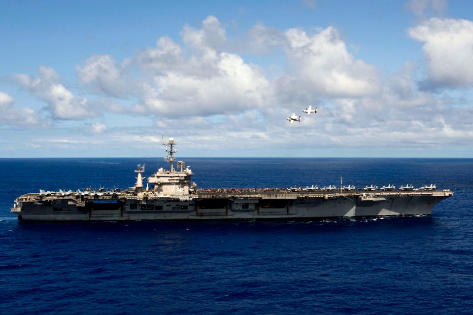 USS John Stennis conducts an air power demonstration. (8692408771)