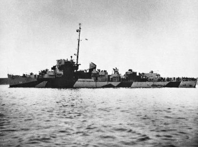 USS John J. Powers (DE-528) underway, circa in 1944 (NH 73849)