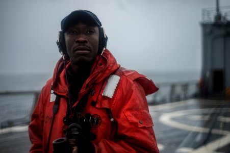 USS Kauffman operations 150112-N-IG780-174