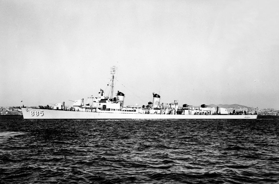 USS John R. Craig (DD-885) off the San Francisco Naval Shipyard on 13 May 1953