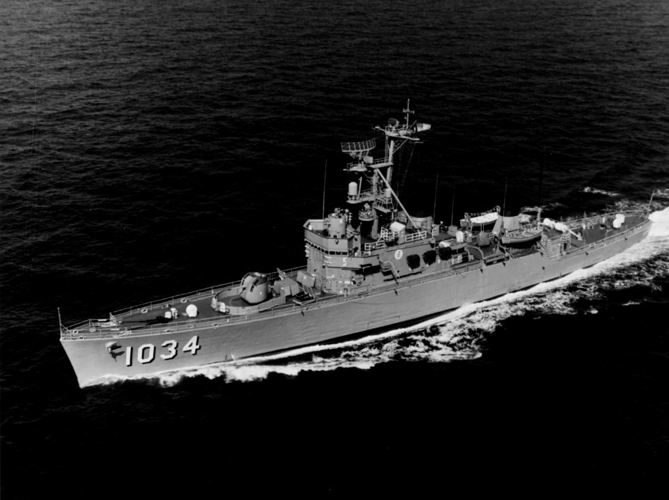 USS John R. Perry (DE-1034) underway off Key West, Florida on 9 September 1966 (NH 107505)