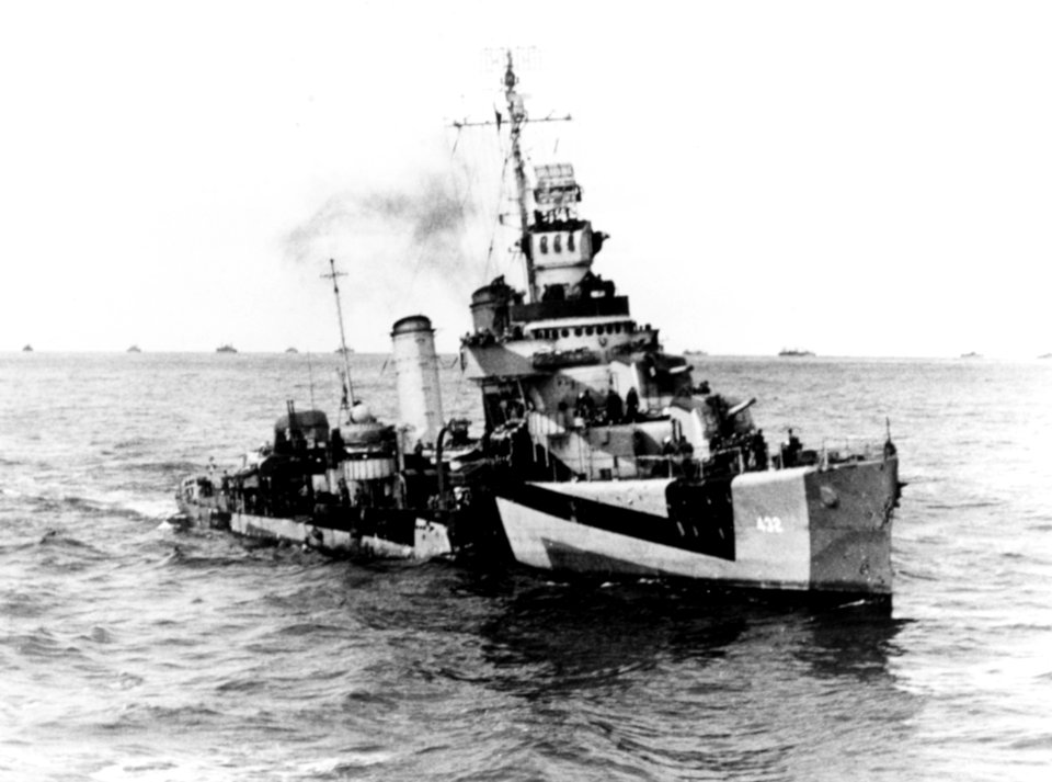 USS Kearny (DD-432) approaching Gibraltar c1944