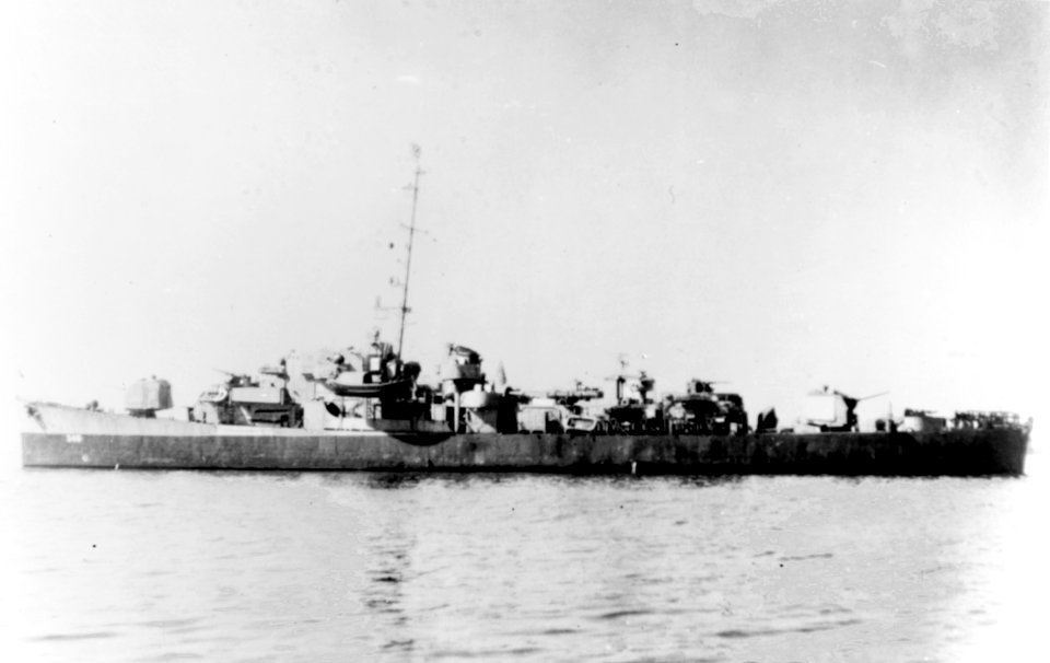 USS Key (DE-348) off San Francisco, California (USA), in 1945-1946 (NH 74292)