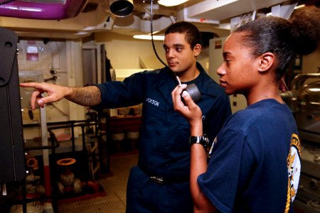 USS Kearsarge 130716-N-XJ788-037
