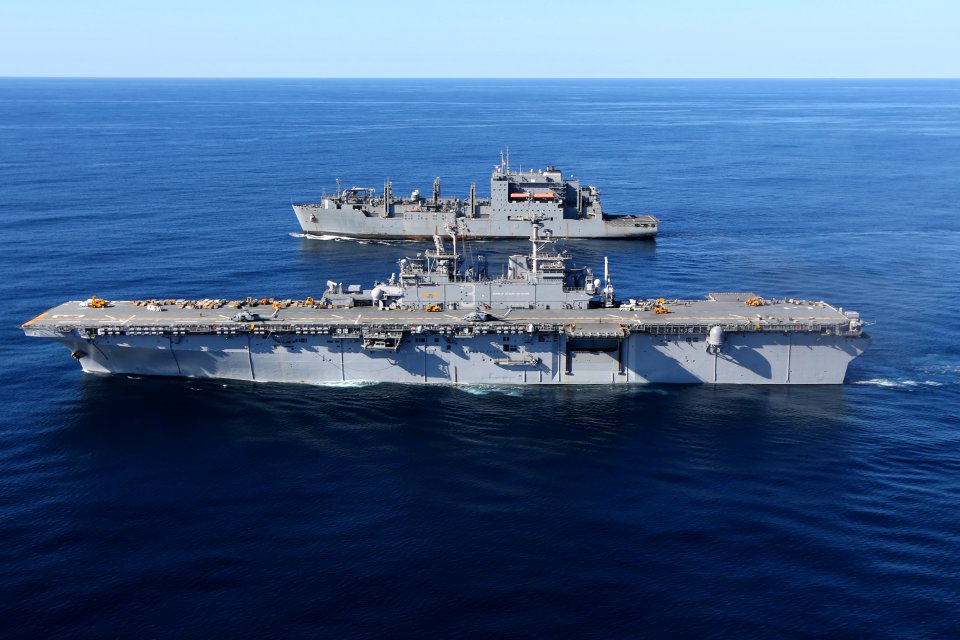 USS Kearsarge alongside USNS Robert E. Peary at sea. (8407485097)