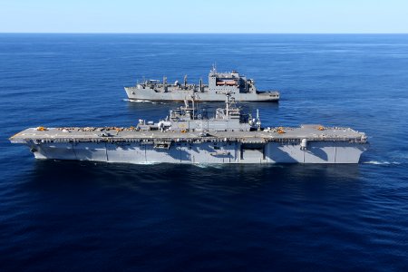 USS Kearsarge alongside USNS Robert E. Peary at sea. (8407485097)