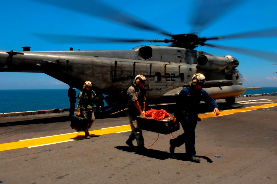 USS Kearsarge 080905-N-ZN152-119