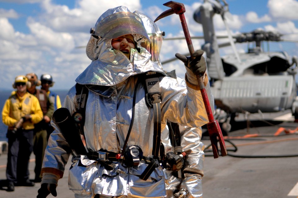 USS Kearsarge Humanitarian Work DVIDS126635