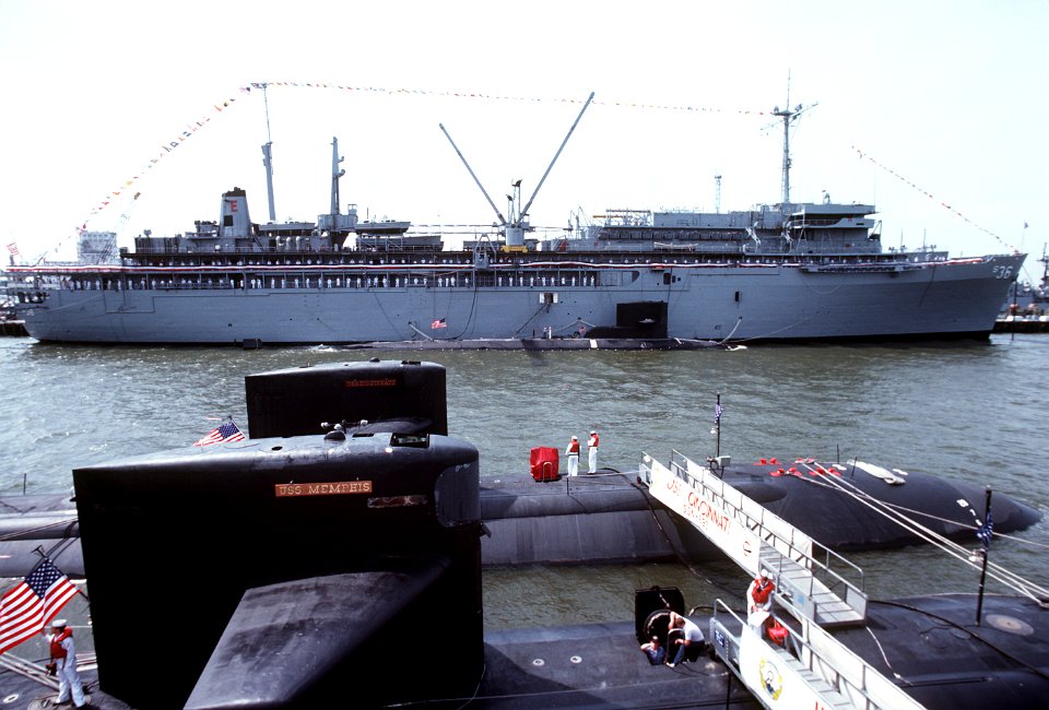 USS L.Y. Spear (AS-36) with submarines at Norfolk 1984