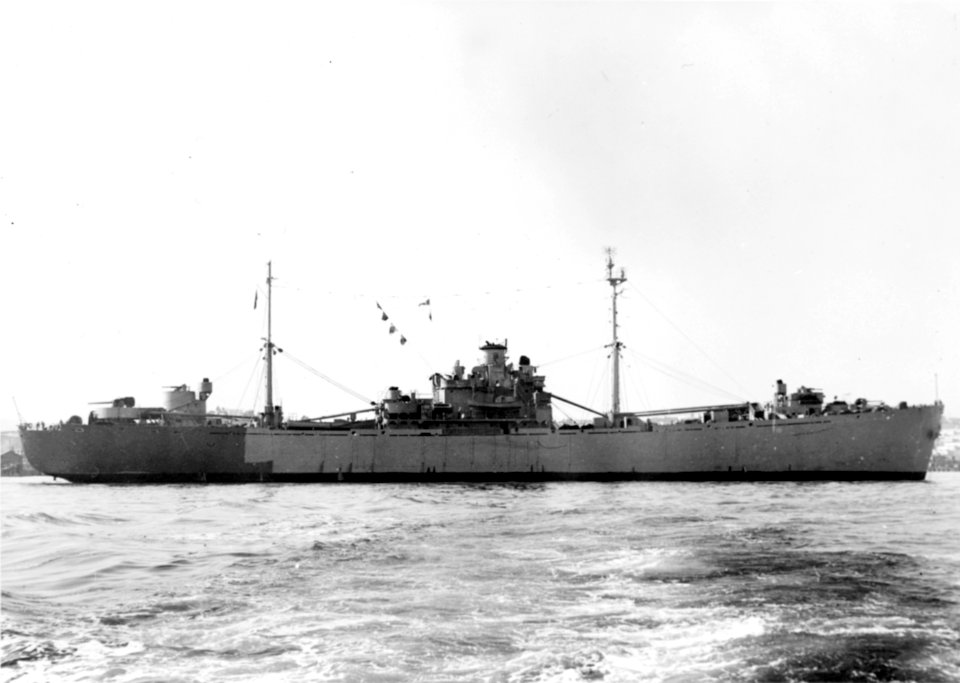 USS Kermit Roosevelt (ARG-16) in November 1951