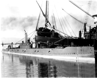 USS L-6 (SS-45) photo