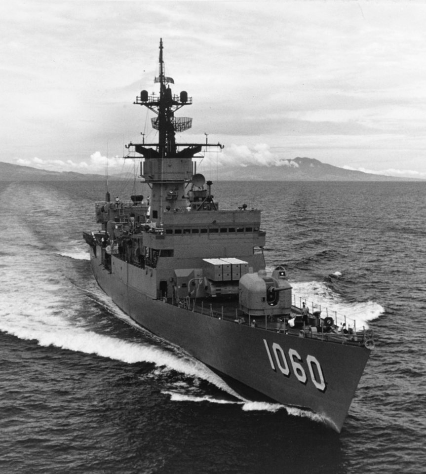 USS Lang (FF-1060) underway off Subic Bay, Philippines, on 14 July 1975 (K-109840)