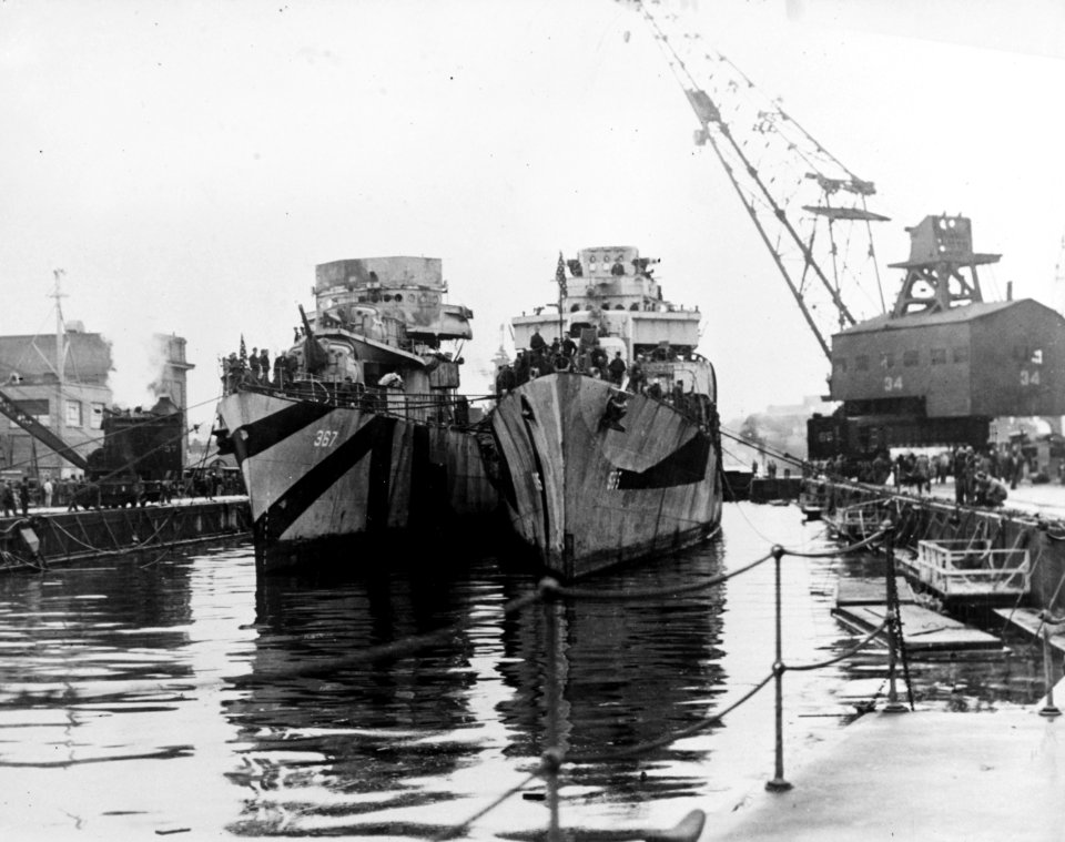 USS Lamson (DD-367) and USS Haraden (DD-585) at the Puget Sound Naval Shipyard, in early 1945 (80-G-601802)