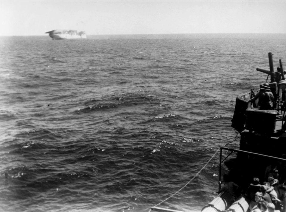 USS Langley (AV-3) sinking 1942