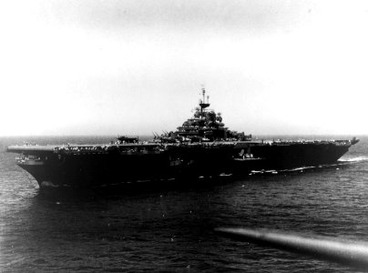 USS Lake Champlain (CV-39) underway at sea on 23 June 1945 (80-G-265465)
