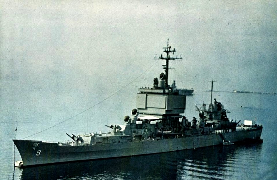 USS Long Beach (CGN-9) at anchor, circa in 1962