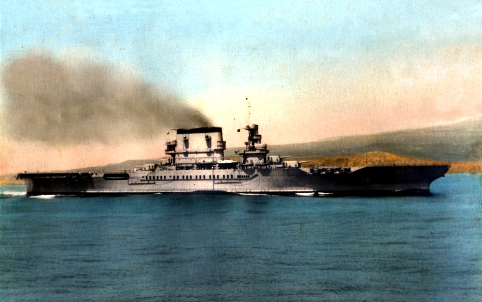 USS Lexington (CV-2) underway, cicra 1928 (NNAM.2001.205.067)