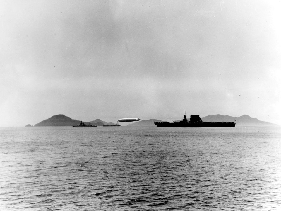 USS Los Angeles (ZR-3), USS Patoka (AO-9) and USS Lexington (CV-2) off Panama in 1931