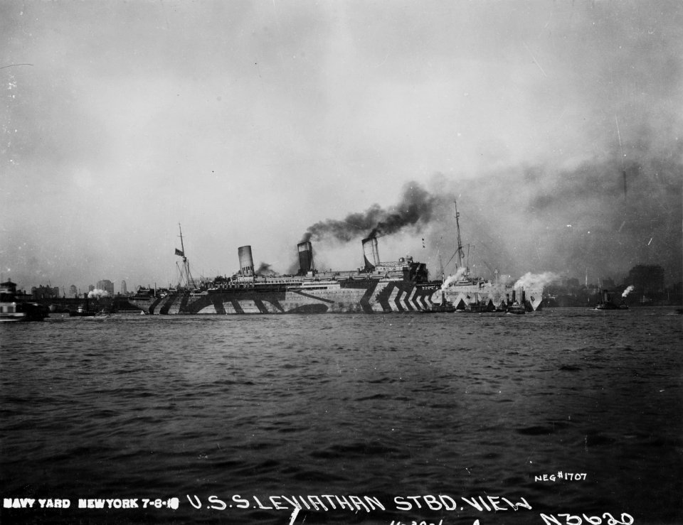 USS Leviathan - 19-N-1707