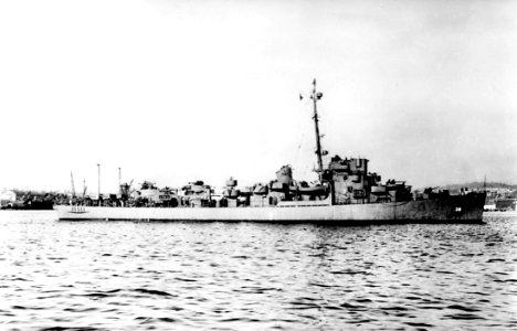 USS Lovering (DE-39) at the Puget Sound Naval Shipyard on 25 November 1943