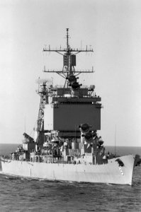 USS Long Beach (CGN-9) stbd bow view