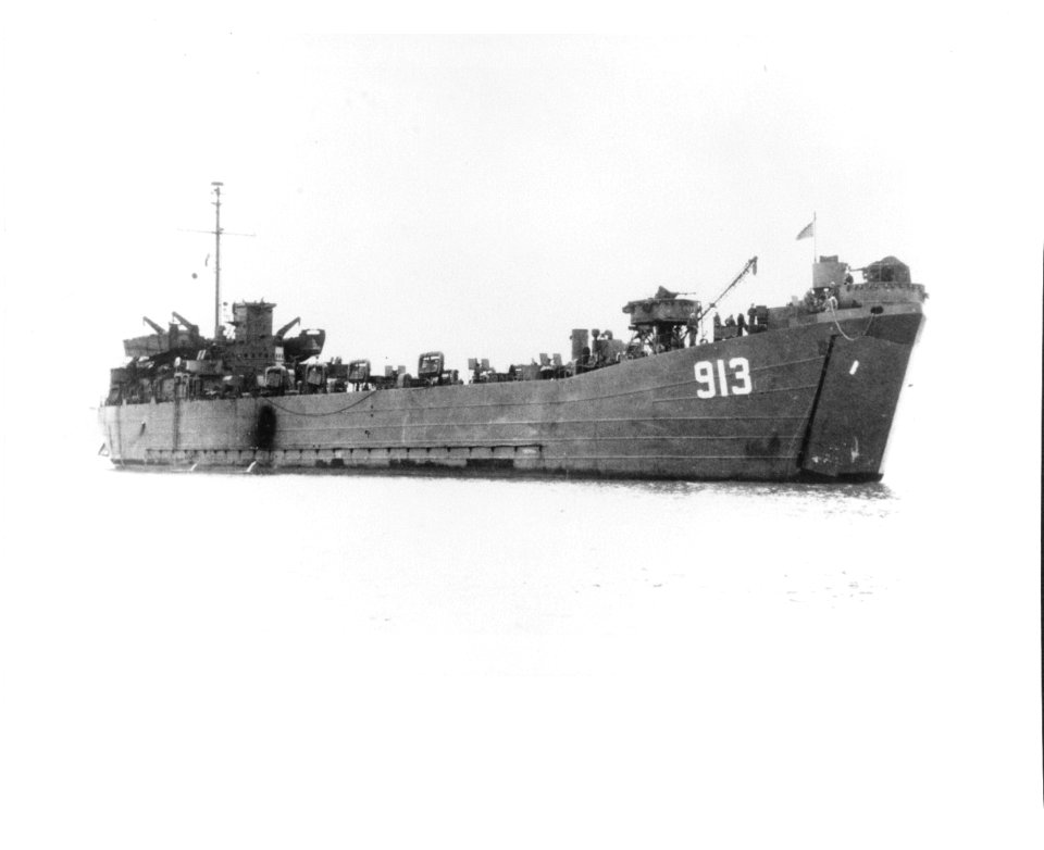 USS LST-913 San Francisco Bay 1945-46