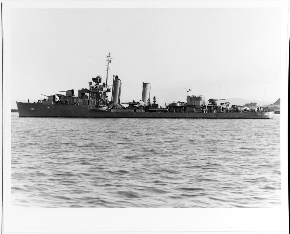 USS Mahan (DD-364) - 19-N-29528