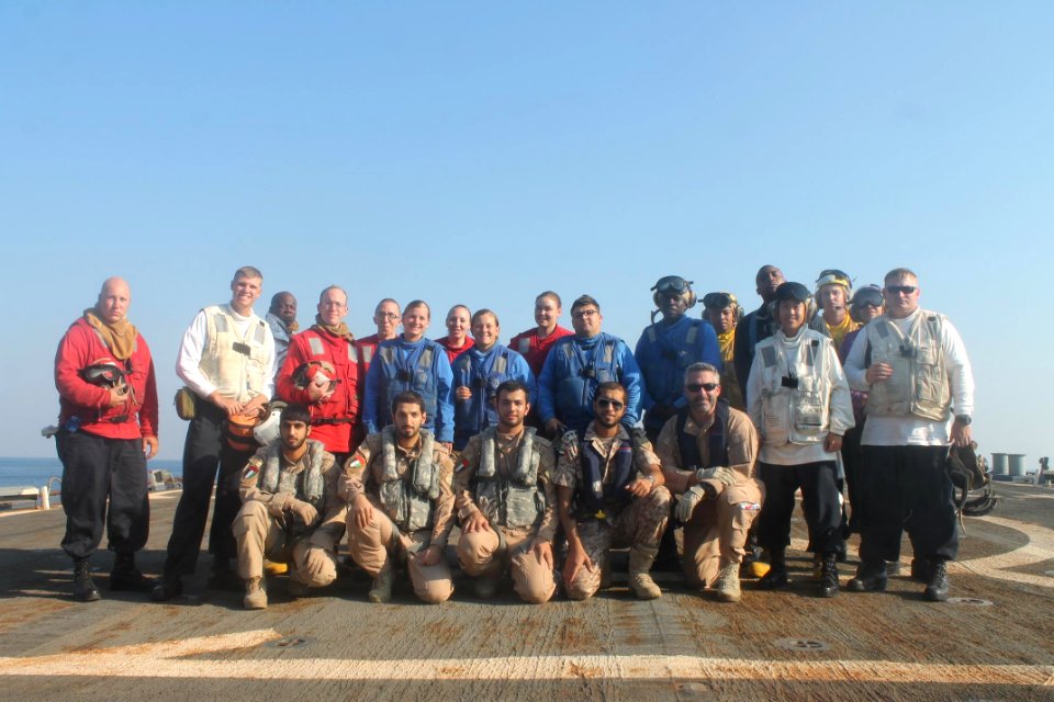 USS Mahan (DDG 72) 141026-N-SQ175-002 (15768772281)